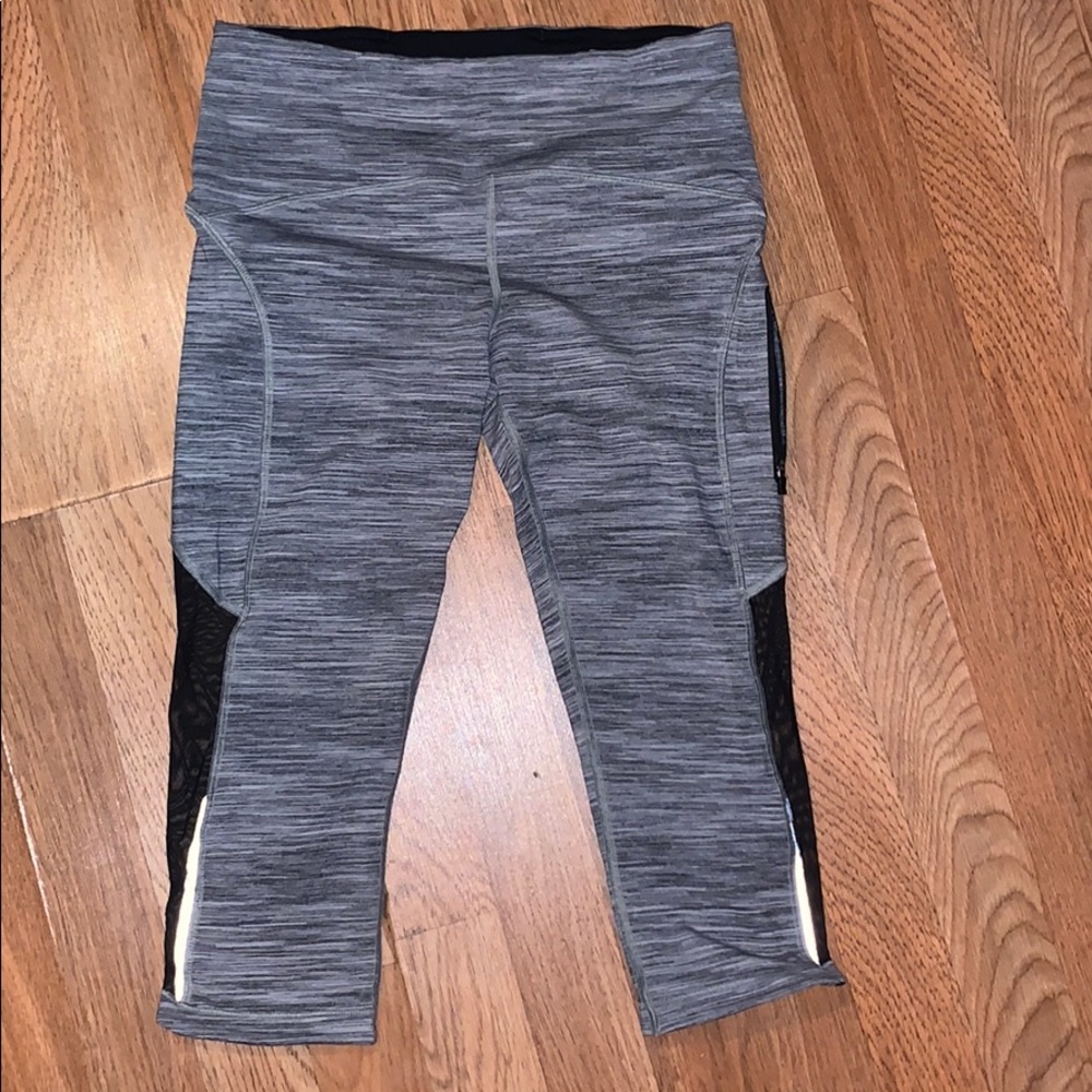 Lululemon cropped leggings